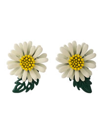 Fashion White Daisy Spray Paint Contrast Alloy Earrings
