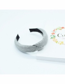 Fashion Light Grey Knotted Cotton Knit Headband In The Middle Of The Head Buckle