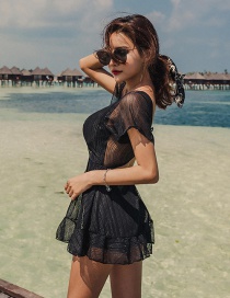 Fashion Black Flat Angle Steel Support Solid Color One-piece Swimsuit