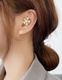 Fashion Pearl Flower Micro-inlaid Zircon Geometric Copper And Pierced Earrings