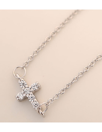 Fashion Silver Shining Diamond Cross Necklace