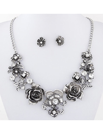 Fashion Silver Two-piece Bronze Metal Diamond Flower Necklace Stud Earrings