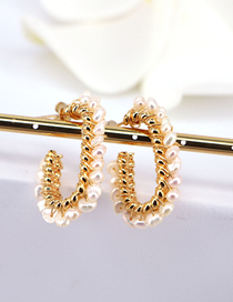 Fashion Gold Copper Wire C-shaped Earrings