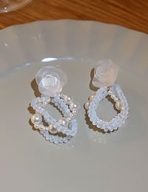 Fashion White Flowers Acrylic Geometric Flower Stud Earrings