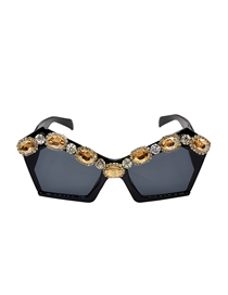 Fashion Yellow Resin Diamond Irregular Sunglasses