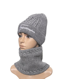 Fashion Gray Two-piece Woolen Hat With Fleece Knitted Bib