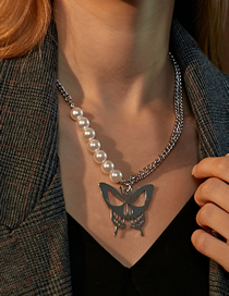 Collar Hueco De Mariposa De Metal Con Colgante De Corazón