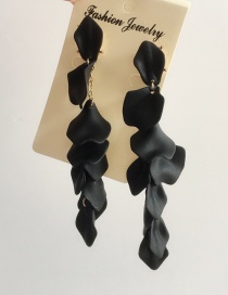 Fashion Black Long Acrylic Petal Earrings