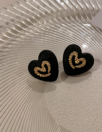 Fashion Black Lacquered Love Stud Earrings