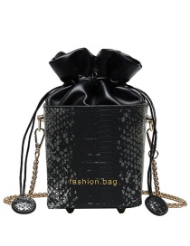 Fashion Black Silver Snakeskin Drawstring Drawstring Chain Crossbody Bag