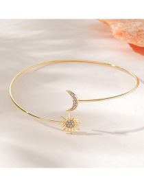 Fashion Gold Metal Diamond Star And Moon Armband