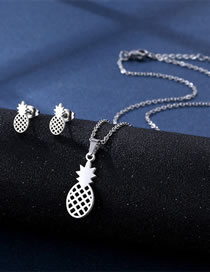 Fashion Pineapple Titanium Steel Pineapple Stud Necklace Set