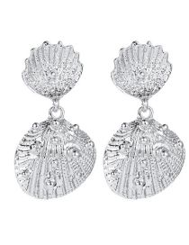 Fashion Silver Metal Geometric Shell Stud Earrings