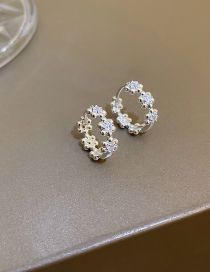 Fashion Ear Buckles - Silver Copper Diamond Flower Round Earrings