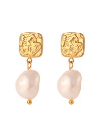 Fashion Vintage Hammered Square Freshwater Pearl Earrings - Gold Stainless Steel Hammered Square Pearl Stud Earrings