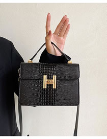Fashion Black P-embossed Metal Buckle Flap Crossbody Bag