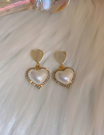 Fashion Heart-shaped Alloy Diamond Pearl Love Stud Earrings