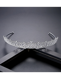 Fashion White Copper Inlaid Zirconium Geometric Crown