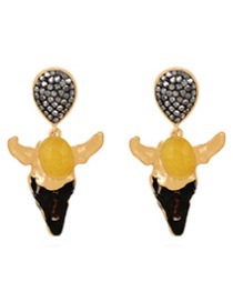 Fashion Yellow Titanium Steel Diamond Resin Bull Head Stud Earrings