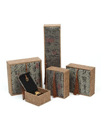 Fashion Green Hemp Calligraphy Tassel Box 24*6*3.7 Bracelet Box Long Chain Linen Tassel Jewelry Box