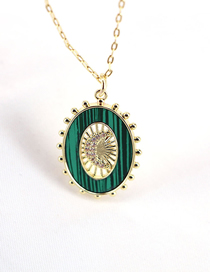 Fashion Green Zirconium Oval Shell Necklace In Gold Plated Copper