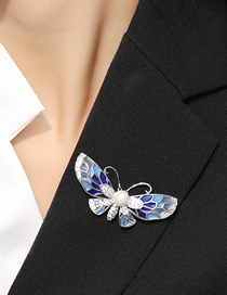 Fashion Silver Color Transparent Copper Zircon Butterfly Brooch