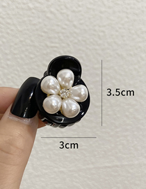 Fashion 1- A Small Flower Black Resin Pearl Flower Catch Clip