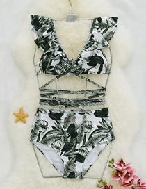 Fashion Bikini With Green Leaves On White Three-piece Swimsuit With Printed Strappy Gauze Skirt