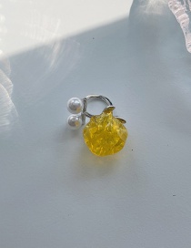 Fashion B Yellow Pleated Square Pearl Stud Earrings