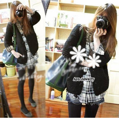 (Black) 2011 Korean fashion woman v-neck puffsleeve cardigans knit sweate