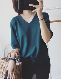 Fashion Green Polyester V-neck Pullover Bottoming Shirt