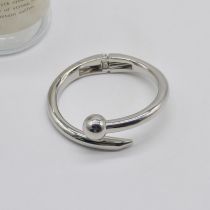 Fashion Silver Metal Nail Bracelet