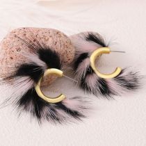 Fashion Black Powder C-shaped Mink Hair Earrings