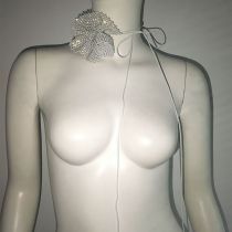 Fashion White Flowers Polyester Fishnet Rhinestone Flower Necklace