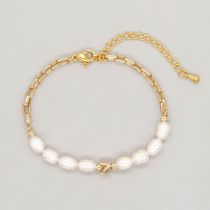 Fashion Z Gold-plated Checkered Chain And Pearl Beaded Metal 26-letter Bracelet