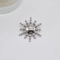 Fashion Silver Metal Sunflower Brooch
