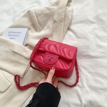 Fashion Rose Red Polyester Embroidery Lock Crossbody Bag