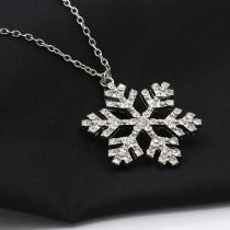 Fashion 40# Alloy Geometric Snowflake Necklace