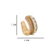 Fashion Green Diamond Geometric Diamond-encrusted Pearl Earrings (single)