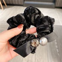 Fashion Black Velvet Diamond And Pearl Pleated Hair Tie