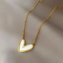 Fashion Gold Titanium Steel White Mother-of-pearl Love Necklace