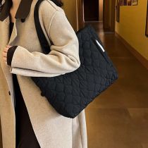 Fashion Black Nylon Embroidery Large Capacity Shoulder Bag