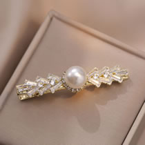 Fashion Gold Geometric Diamond-studded Pearl Hair Clip