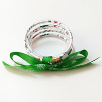 Fashion White Silicone Christmas Bow Bracelet Set