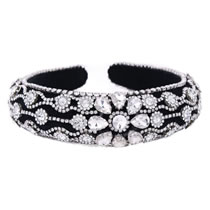 Fashion White Geometric Diamond Headband