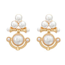 Fashion White Alloy Pearl Geometric Stud Earrings