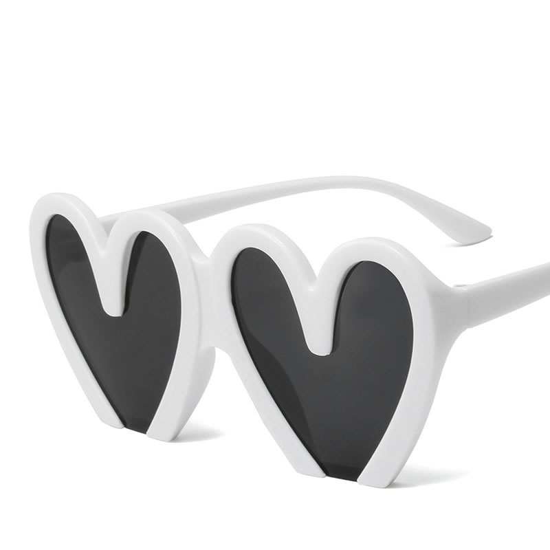 Fashion Gray Frame With White Frame Ac Heart Sunglasses