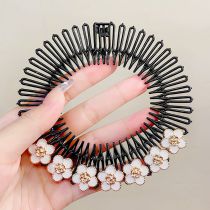 Fashion 11# Twin Flower White Geometric Flower Invisible Hair Comb