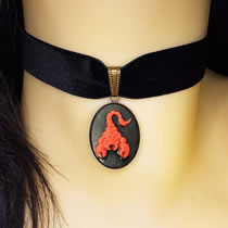 Fashion 7# Alloy Scorpion Velvet Collar