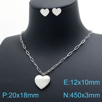 Fashion Silver Titanium Steel Heart Stud Earrings Necklace Set